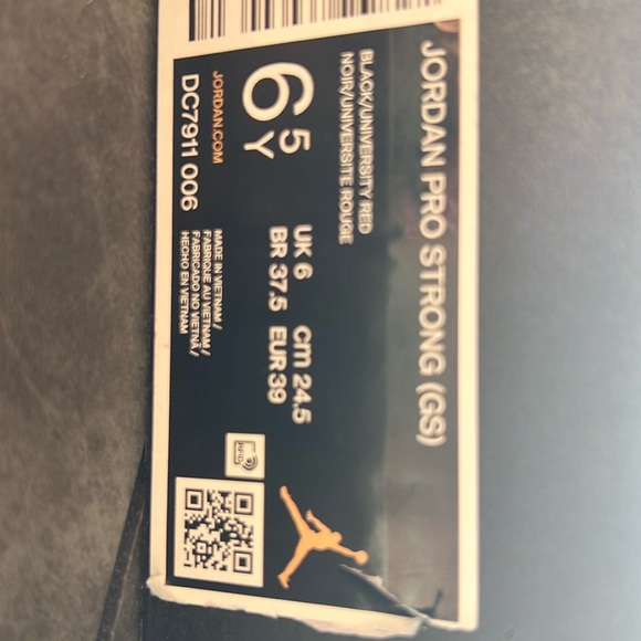 Kids Jordan shoe - Picture 6 of 7